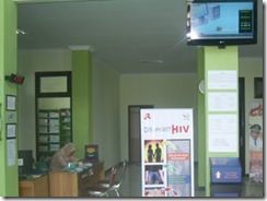 Display Antrian LCD TV di Puskesmas